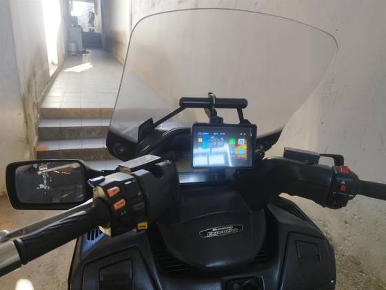 SUZUKI BURGMAN 650 EXECUTIVE 